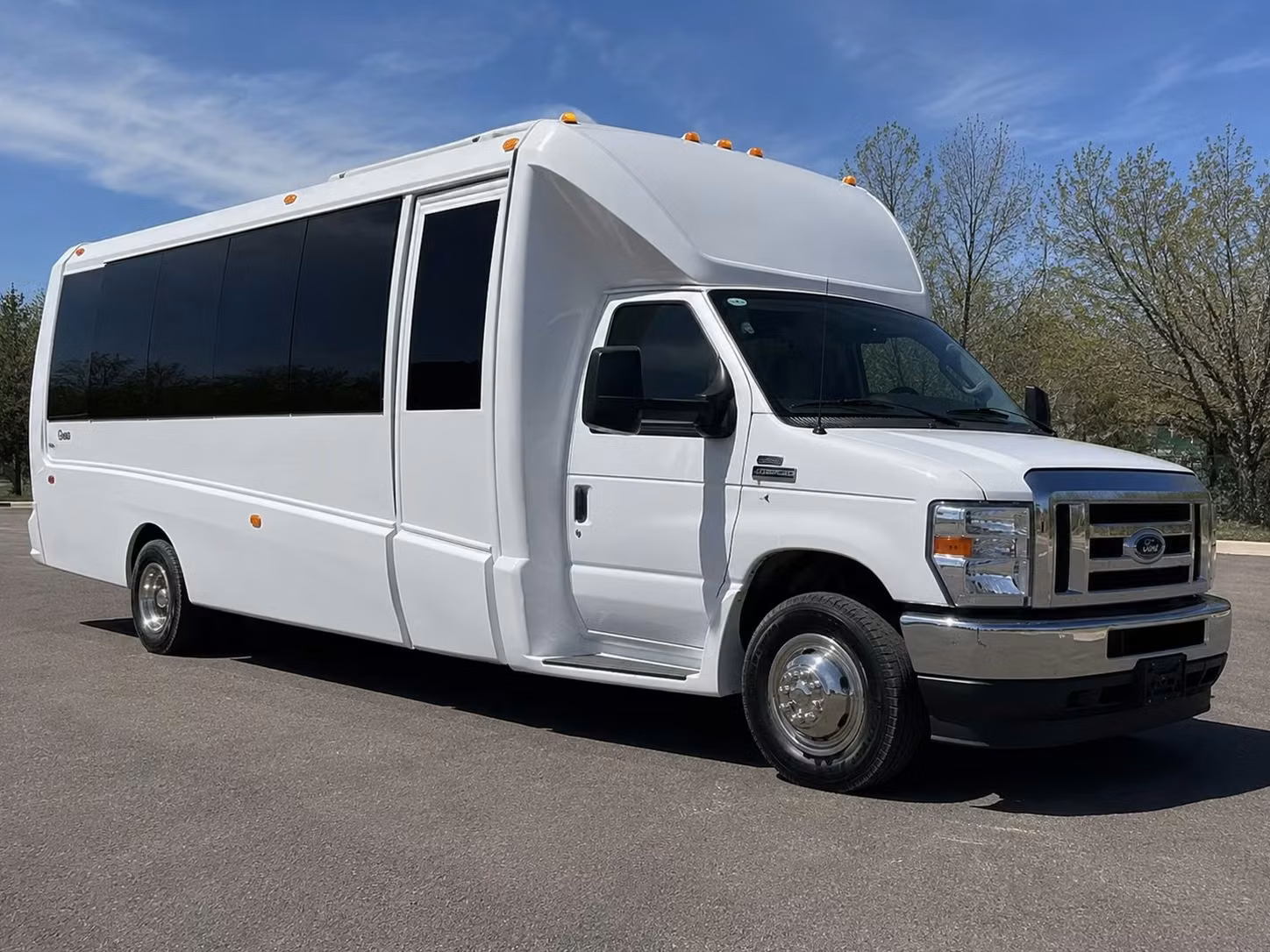 stratford party bus rentals for prom night that keep the energy going all night long
